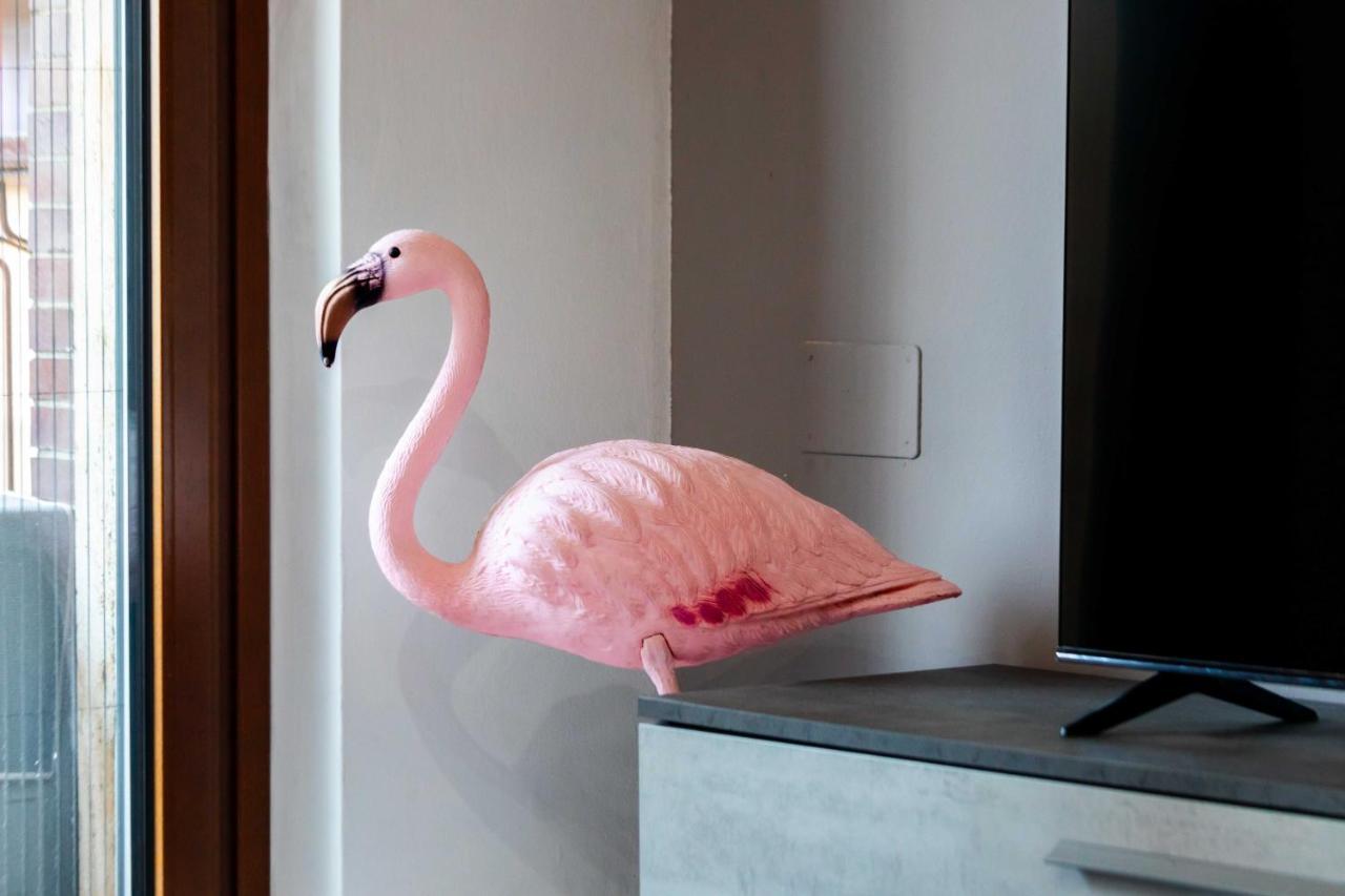 Casa Cosy Suite Flamingo Милано Екстериор снимка